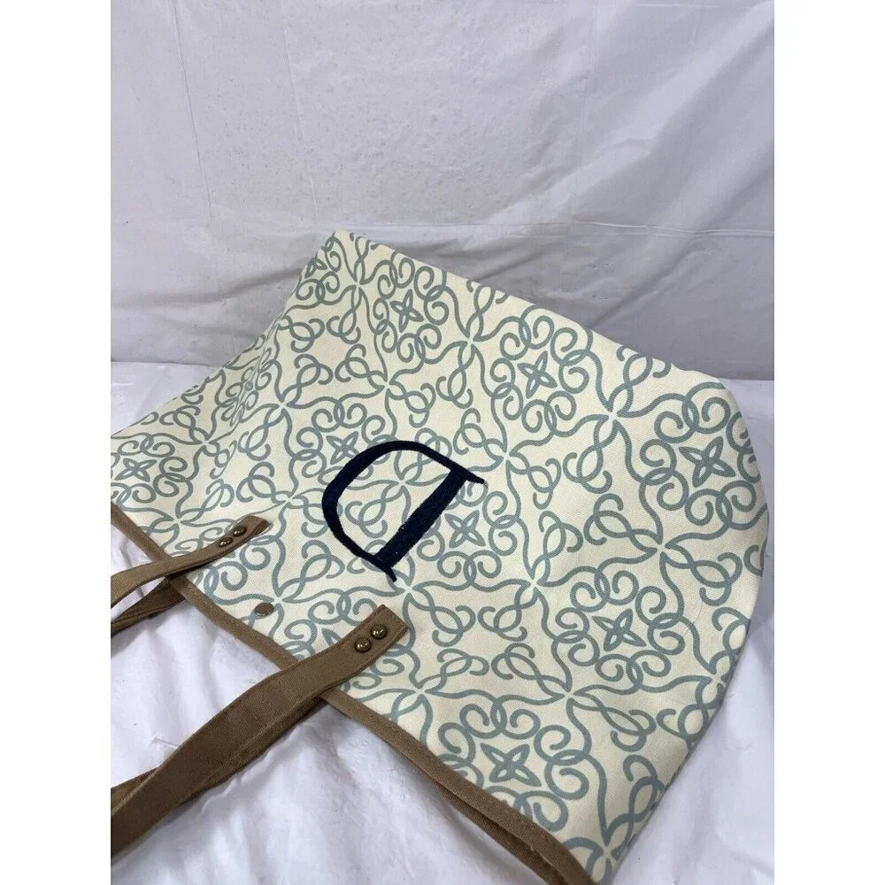 monogrammed D tote new